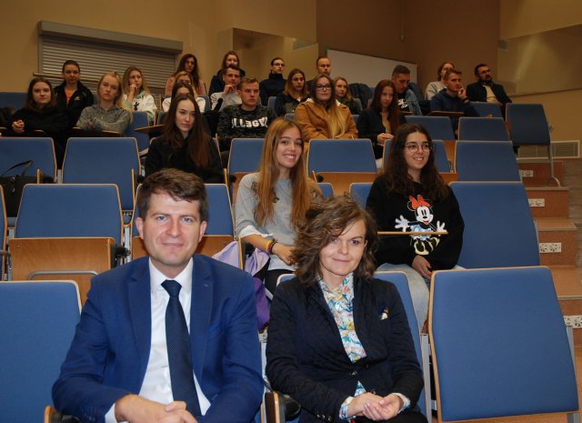 Delegacja prominentnych gości z USA w PWSTE w Jarosławiu 