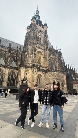 Studenci PANS przebywający w Czechach z Erasmusem+ na wycieczce w Pradze