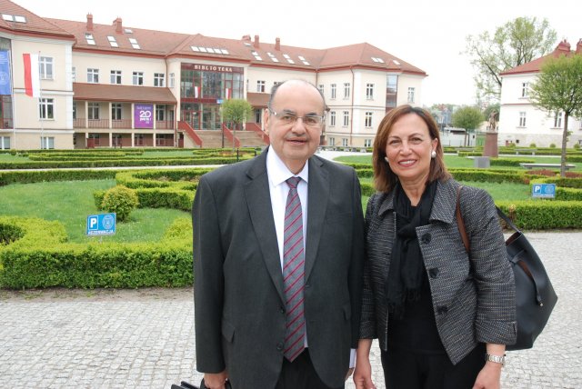 Prof. Sudi Apak - Rektor Istanbul Esenyurt University w PWSTE