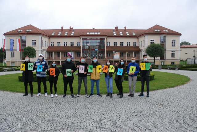 Studenci zagraniczni studiujący w PWSTE w ramach programu Erasmus+ w I semestrze 2020/2021